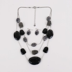 Ladies Necklace