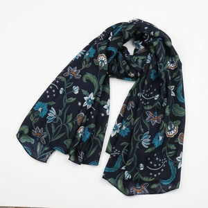 Ladies Scarf