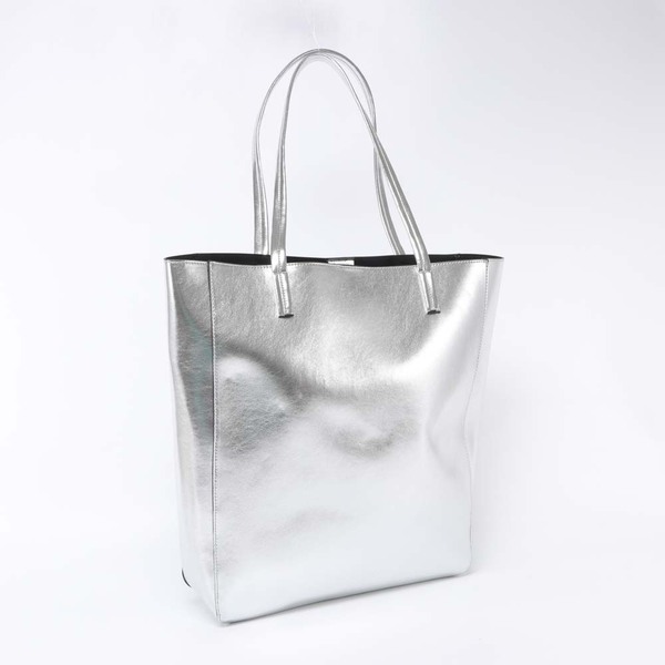 Ladies handbag